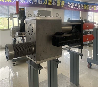 Dvojni menjalnik zaslona